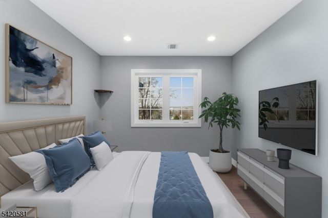 10 Hillside Ave, North Caldwell Boro, NJ 07006