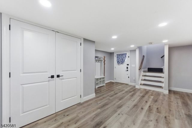 10 Hillside Ave, North Caldwell Boro, NJ 07006