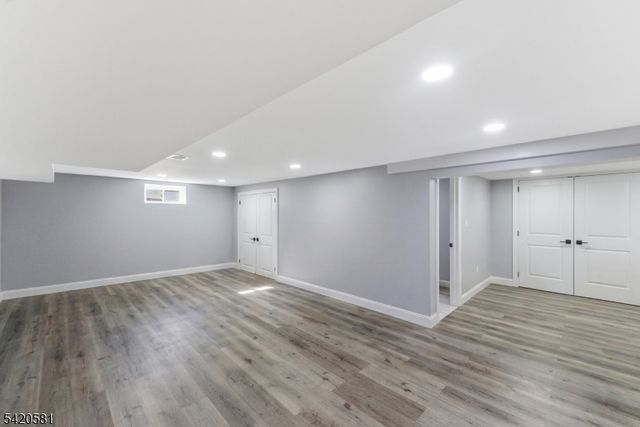 10 Hillside Ave, North Caldwell Boro, NJ 07006