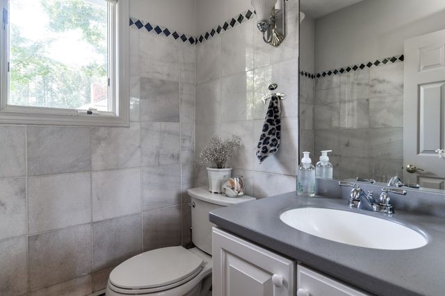 59 Eliot Hill Rd, Natick, MA 01760