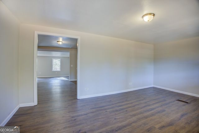 201 Oglesby Bridge Road SE, Conyers, GA 30094