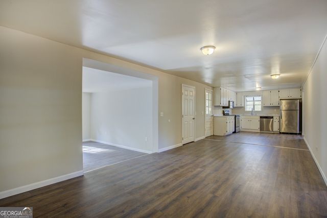 201 Oglesby Bridge Road SE, Conyers, GA 30094