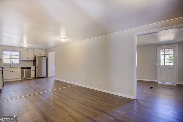 201 Oglesby Bridge Road SE, Conyers, GA 30094