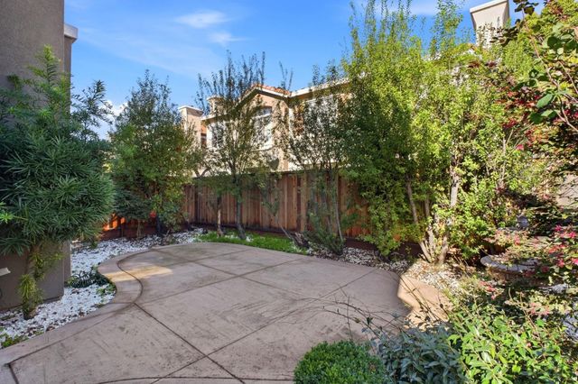 1885 Flagstone Drive, Union City, CA 94587