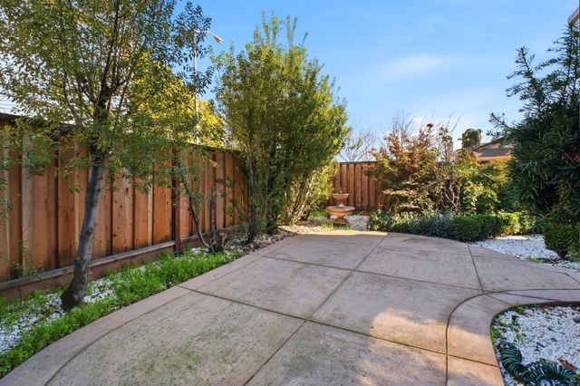 1885 Flagstone Drive, Union City, CA 94587