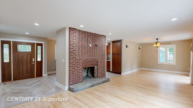 541 Warren Avenue, Flushing, MI 48433
