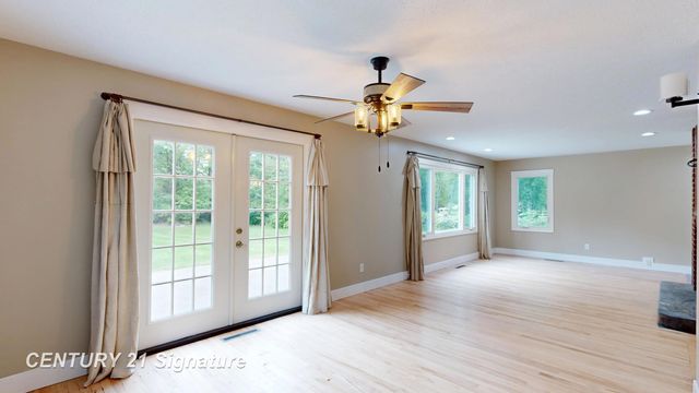 541 Warren Avenue, Flushing, MI 48433