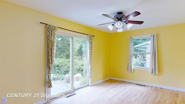 541 Warren Avenue, Flushing, MI 48433