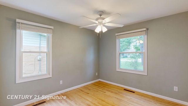 541 Warren Avenue, Flushing, MI 48433