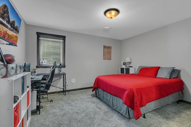 1417 Lavender Ave S, Sartell, MN 56377
