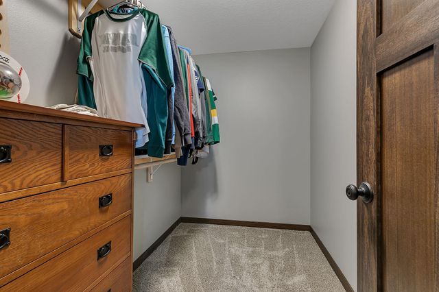1417 Lavender Ave S, Sartell, MN 56377