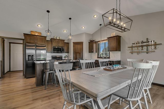 1417 Lavender Ave S, Sartell, MN 56377