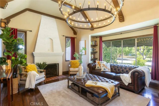 3639 Falcon Avenue, Long Beach, CA 90807