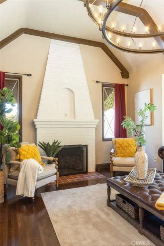 3639 Falcon Avenue, Long Beach, CA 90807
