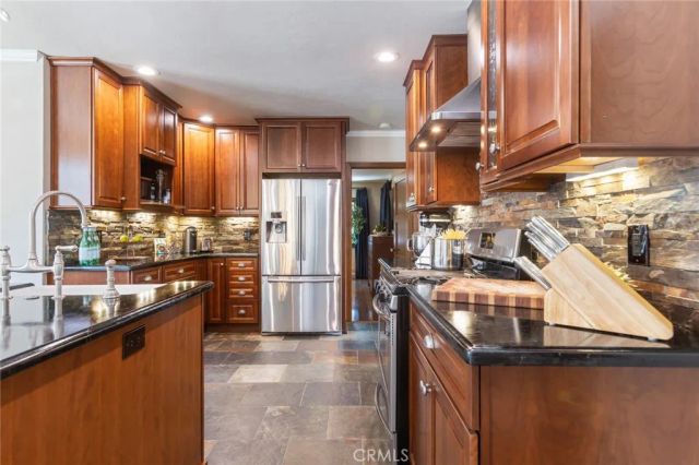 3639 Falcon Avenue, Long Beach, CA 90807