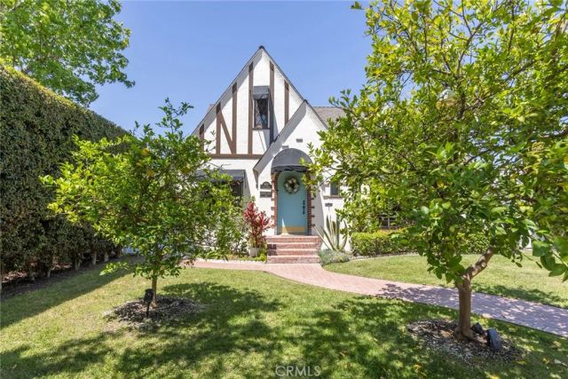 3639 Falcon Avenue, Long Beach, CA 90807
