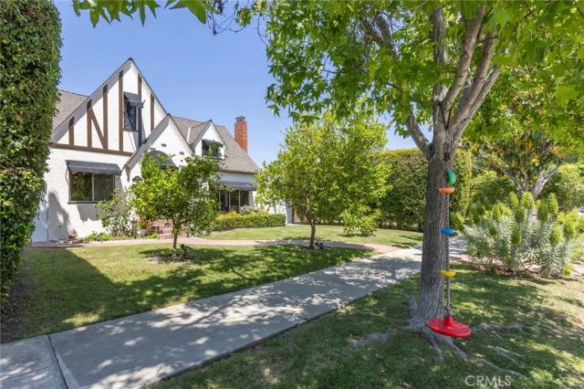 3639 Falcon Avenue, Long Beach, CA 90807