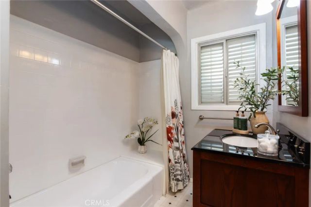 3639 Falcon Avenue, Long Beach, CA 90807
