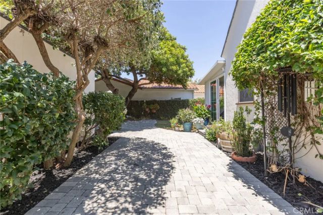 3639 Falcon Avenue, Long Beach, CA 90807