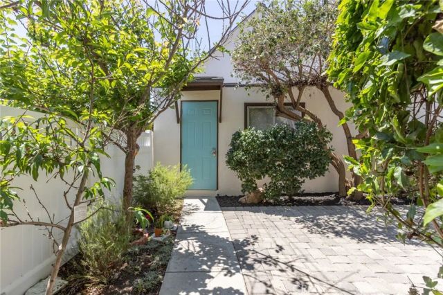 3639 Falcon Avenue, Long Beach, CA 90807