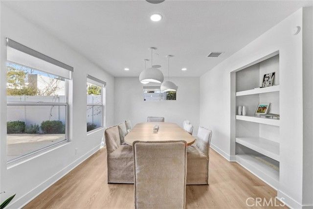 23245 Gonzales Drive, Woodland Hills (los Angeles), CA 91367