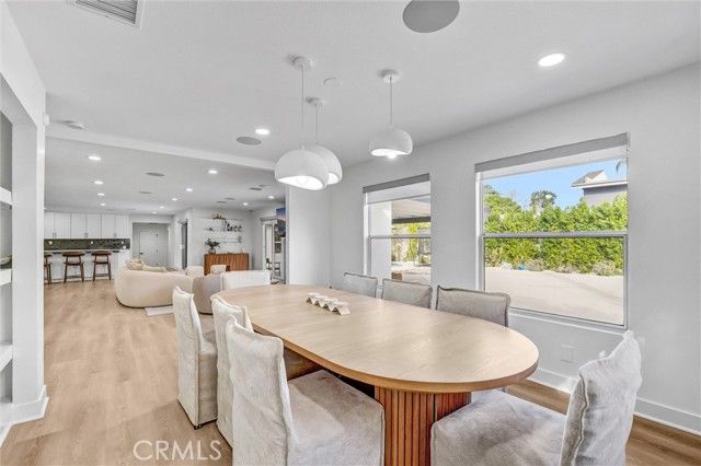 23245 Gonzales Drive, Woodland Hills (los Angeles), CA 91367