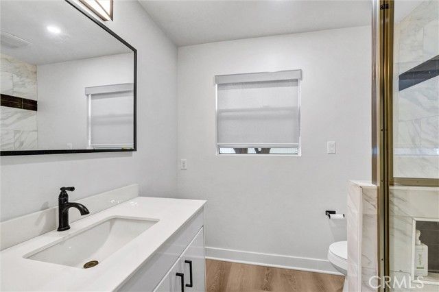 23245 Gonzales Drive, Woodland Hills (los Angeles), CA 91367