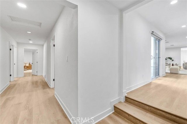 23245 Gonzales Drive, Woodland Hills (los Angeles), CA 91367