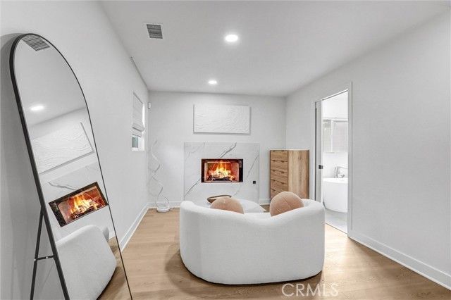 23245 Gonzales Drive, Woodland Hills (los Angeles), CA 91367