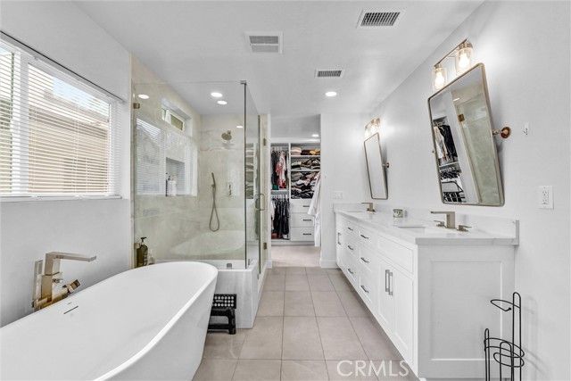 23245 Gonzales Drive, Woodland Hills (los Angeles), CA 91367