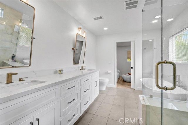 23245 Gonzales Drive, Woodland Hills (los Angeles), CA 91367