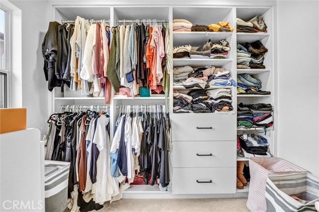 23245 Gonzales Drive, Woodland Hills (los Angeles), CA 91367