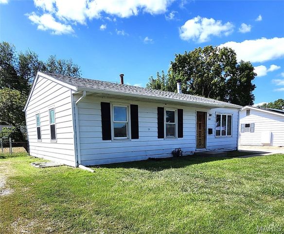 2817 MARYVILLE Road, Granite City, IL 62040