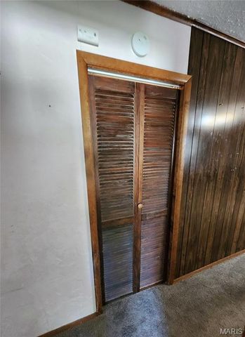 2817 MARYVILLE Road, Granite City, IL 62040