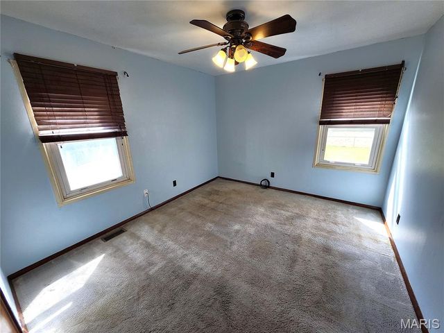 2817 MARYVILLE Road, Granite City, IL 62040