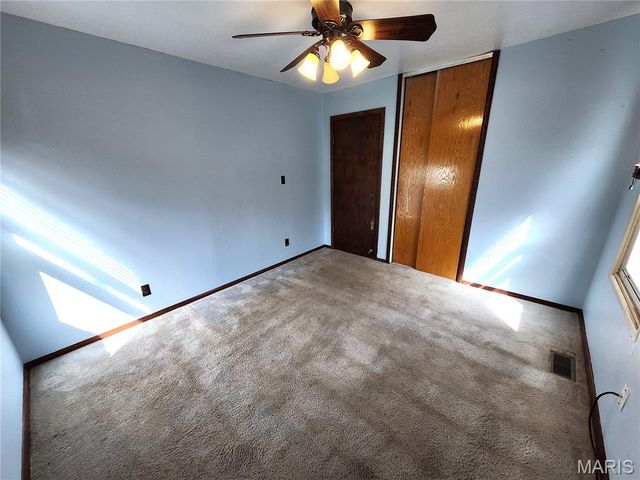 2817 MARYVILLE Road, Granite City, IL 62040