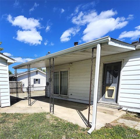 2817 MARYVILLE Road, Granite City, IL 62040