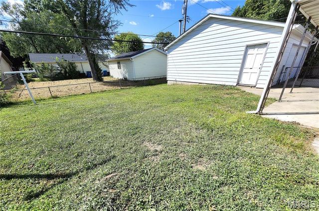 2817 MARYVILLE Road, Granite City, IL 62040