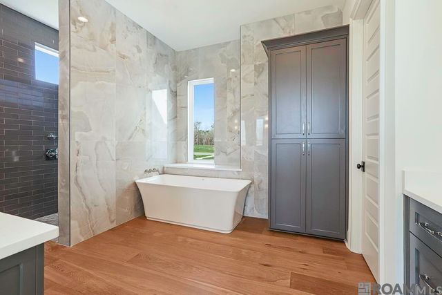 43328 Collyns Cove, Prairieville, LA 70769