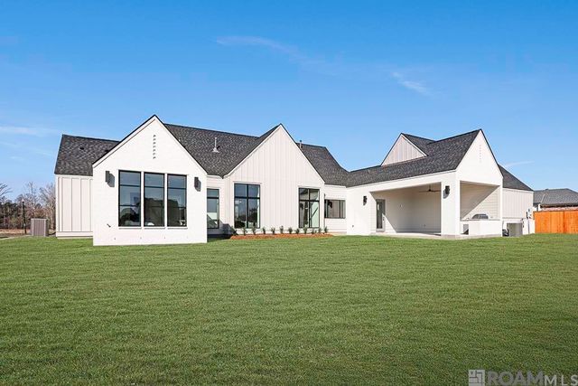 43328 Collyns Cove, Prairieville, LA 70769