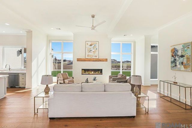 43328 Collyns Cove, Prairieville, LA 70769