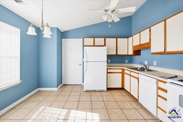 100 Mauldon Court, Warner Robins, GA 31093