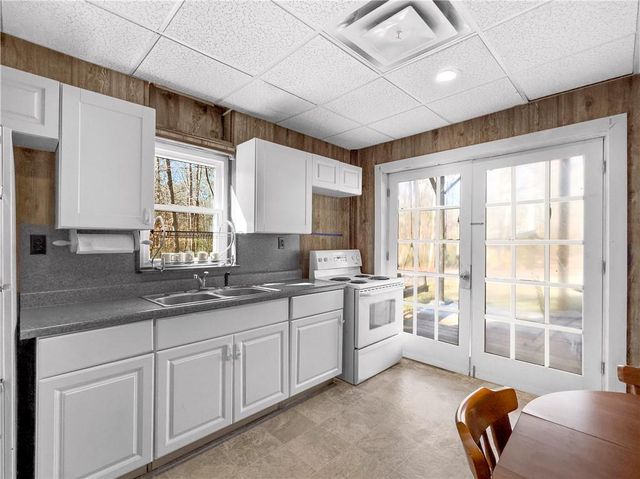 905 E Atlanta E Road, Stockbridge, GA 30281