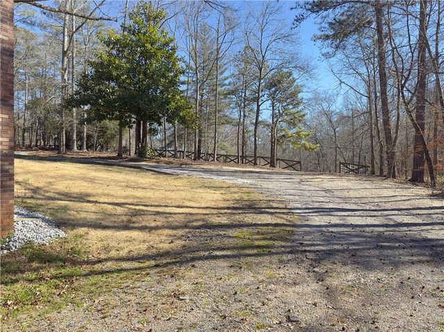 905 E Atlanta E Road, Stockbridge, GA 30281