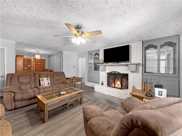 905 E Atlanta E Road, Stockbridge, GA 30281