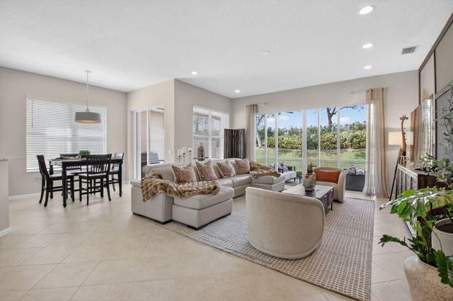 7015 Imperial Beach Circle, Delray Beach, FL 33446