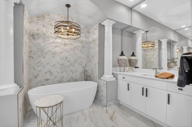 7015 Imperial Beach Circle, Delray Beach, FL 33446