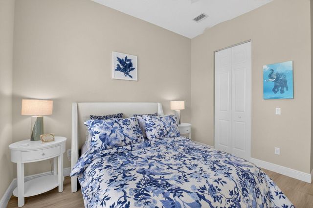 7015 Imperial Beach Circle, Delray Beach, FL 33446