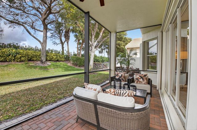 7015 Imperial Beach Circle, Delray Beach, FL 33446