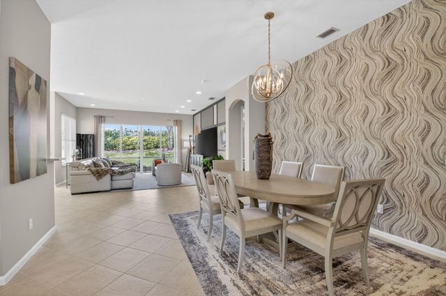 7015 Imperial Beach Circle, Delray Beach, FL 33446